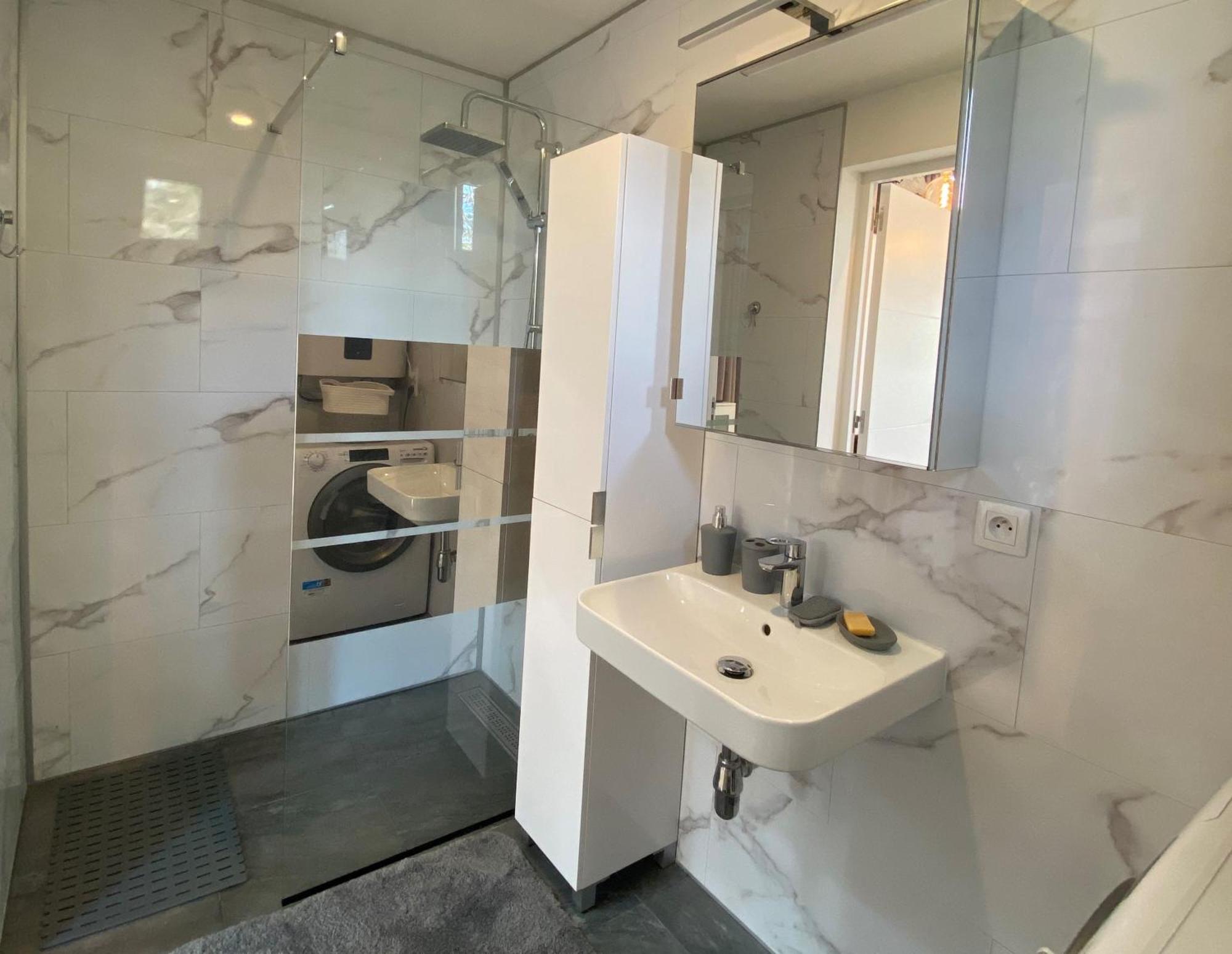 The Little Oak - Tiny House With Bed On Mezzanine & Terrace - From 1 To 4 P Disney, Paris & Cdg Pomponne Eksteriør billede